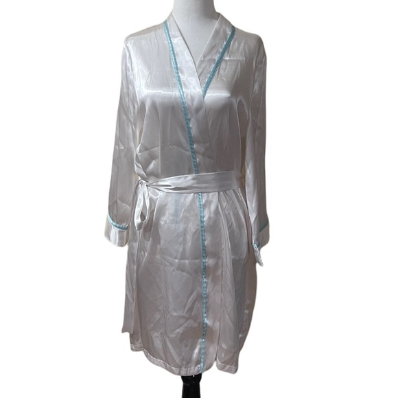 Linea Donatella  Women’s Robe - Picture 3 of 5